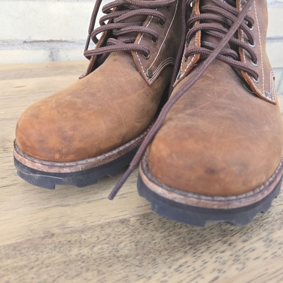 Roots Tuff Work Boots - Picture 3 of 11